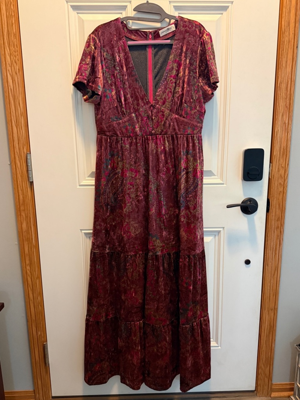 NATURAL LIFE Burgundy Floral V-Neck Velvet Maxi Dress